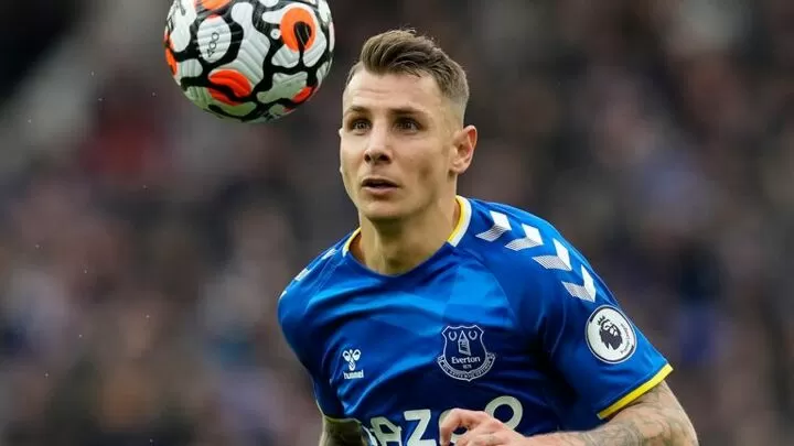 Lucas Digne - Hậu vệ Everton đã giành được vô số danh hiệu về cho CLB